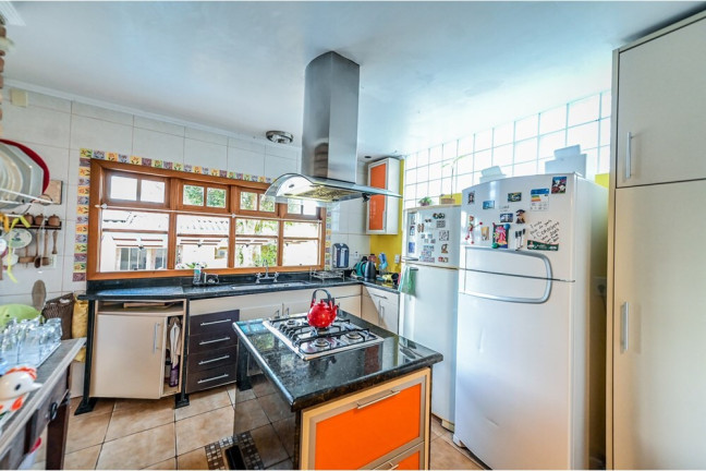 Imagem Casa com 4 Quartos à Venda, 200 m² em Santa Tereza - Porto Alegre Imagem Casa com 4 Quartos à Venda, 200 m² em Santa Tereza - Porto Alegre