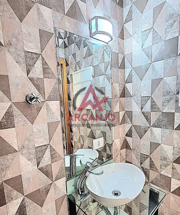 Imagem Casa com 3 Quartos à Venda, 263 m² em Atibaia