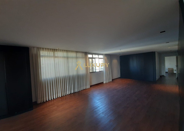 Imagem Imóvel com 4 Quartos à Venda, 310 m² em Lourdes - Belo Horizonte Imagem Imóvel com 4 Quartos à Venda, 310 m² em Lourdes - Belo Horizonte