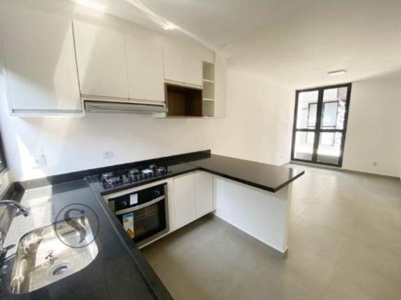 Sobrado com 2 Quartos para Alugar, 89 m² em Vila Ipojuca - São Paulo