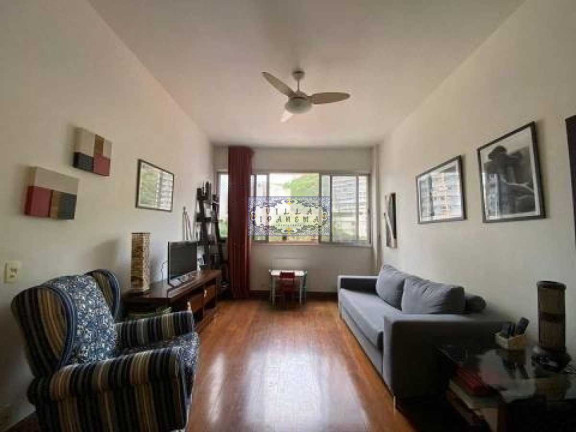 Imagem Apartamento com 3 Quartos à Venda, 96 m² em Laranjeiras - Rio De Janeiro Imagem Apartamento com 3 Quartos à Venda, 96 m² em Laranjeiras - Rio De Janeiro