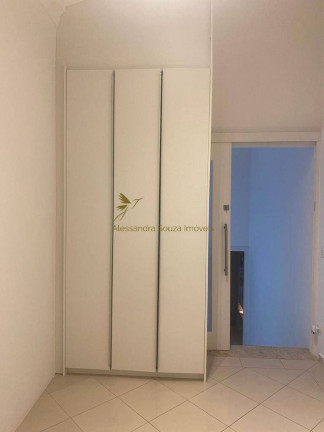Imagem Casa com 4 Quartos à Venda, 360 m² em Alphaville - Santana De Parnaíba