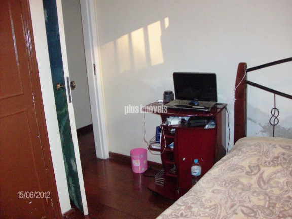 Imagem Casa com 4 Quartos à Venda, 230 m² em Jardim Guedala - São Paulo Imagem Casa com 4 Quartos à Venda, 230 m² em Jardim Guedala - São Paulo