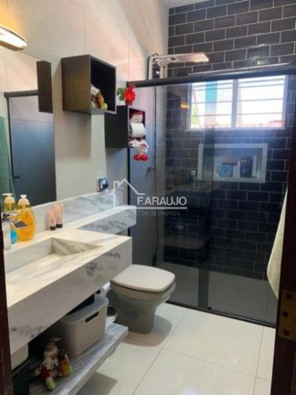 Imagem Sobrado com 3 Quartos à Venda, 267 m² em Jardim Simus - Sorocaba Imagem Sobrado com 3 Quartos à Venda, 267 m² em Jardim Simus - Sorocaba