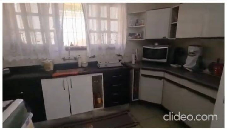 Imagem Casa com 2 Quartos à Venda, 254 m² em Jardim Santa Luzia - Pindamonhangaba Imagem Casa com 2 Quartos à Venda, 254 m² em Jardim Santa Luzia - Pindamonhangaba