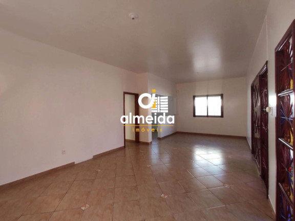 Imagem Casa com 6 Quartos à Venda, 250 m² em Nossa Senhora De Lourdes - Santa Maria Imagem Casa com 6 Quartos à Venda, 250 m² em Nossa Senhora De Lourdes - Santa Maria