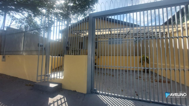 Imagem Casa com 2 Quartos para Alugar, 121 m² em Amambaí - Campo Grande