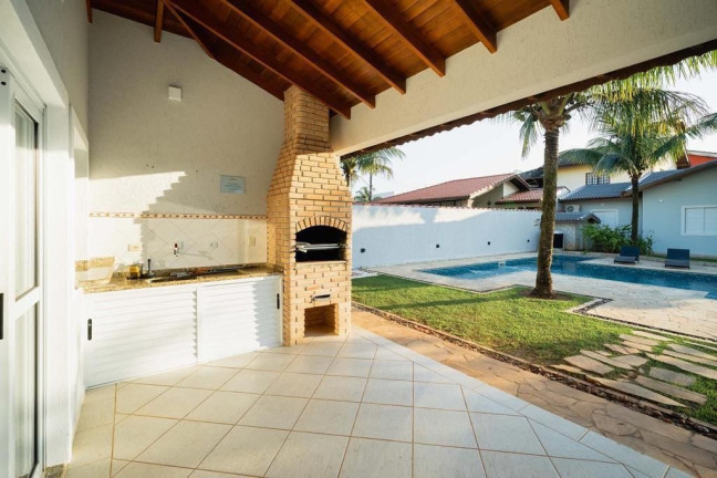 Imagem Casa com 7 Quartos à Venda, 300 m² em Morada Da Praia - Bertioga Imagem Casa com 7 Quartos à Venda, 300 m² em Morada Da Praia - Bertioga
