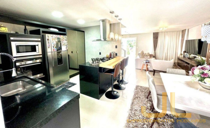 Imagem Casa com 3 Quartos para Alugar, 215 m² em Velha - Blumenau Imagem Casa com 3 Quartos para Alugar, 215 m² em Velha - Blumenau