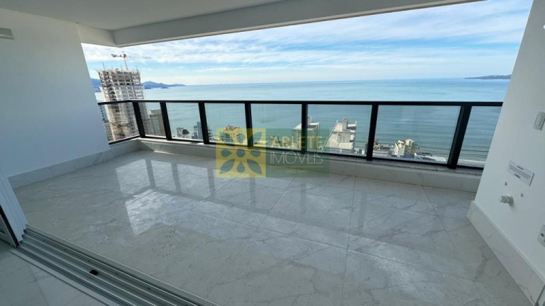 Imagem Apartamento com 4 Quartos à Venda, 180 m² em Meia Praia - Itapema Imagem Apartamento com 4 Quartos à Venda, 180 m² em Meia Praia - Itapema