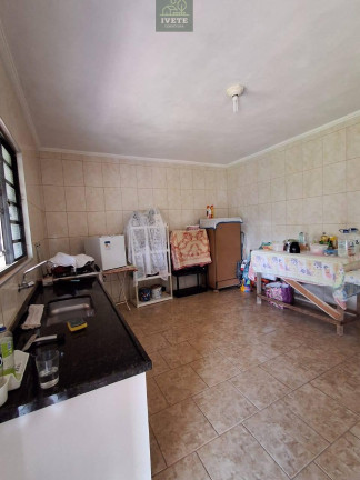 Imagem Chácara com 2 Quartos à Venda, 164 m²