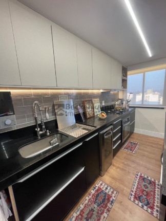 Imagem Imóvel com 3 Quartos à Venda, 212 m² em Bela Vista - Volta Redonda Imagem Imóvel com 3 Quartos à Venda, 212 m² em Bela Vista - Volta Redonda