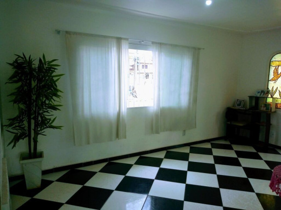 Imagem Casa com 3 Quartos à Venda, em Niterói - Canoas Imagem Casa com 3 Quartos à Venda, em Niterói - Canoas