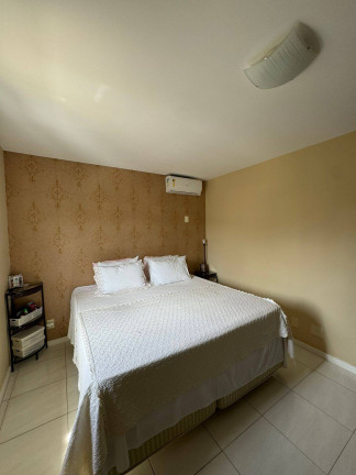 Imagem Casa de Condomínio com 4 Quartos à Venda, 300 m² em Buraquinho - Lauro De Freitas