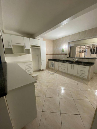 Imagem Sobrado com 7 Quartos à Venda, 218 m² em Jardim Do Estádio - Santo André Imagem Sobrado com 7 Quartos à Venda, 218 m² em Jardim Do Estádio - Santo André