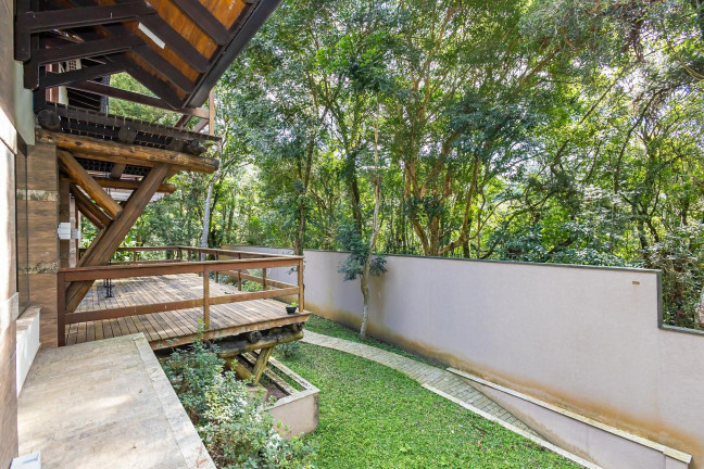 Imagem Casa com 3 Quartos à Venda, 600 m² em Cascatinha - Curitiba Imagem Casa com 3 Quartos à Venda, 600 m² em Cascatinha - Curitiba