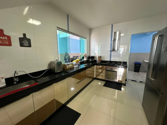 Imagem Casa com 3 Quartos à Venda, 360 m² em Paulo Camilo - Betim Imagem Casa com 3 Quartos à Venda, 360 m² em Paulo Camilo - Betim