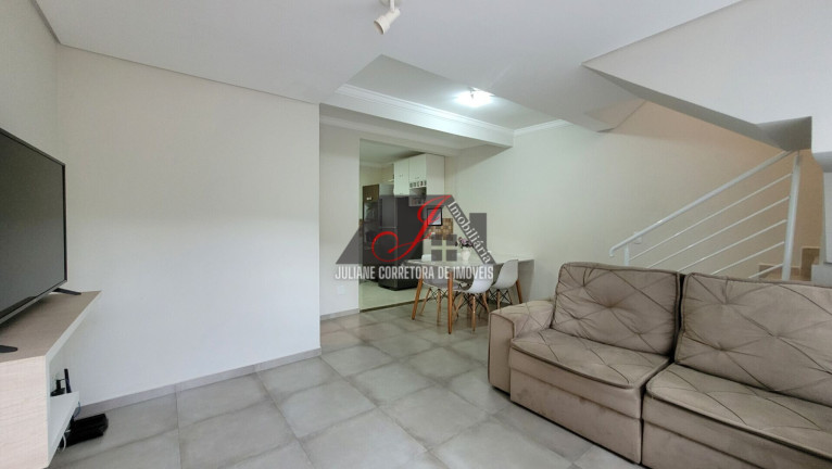 Imagem Sobrado com 3 Quartos à Venda, 134 m² em Santo Inácio - Curitiba