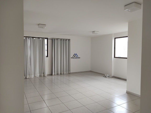 Imagem Apartamento com 4 Quartos para Alugar, 234 m² em Monteiro - Recife