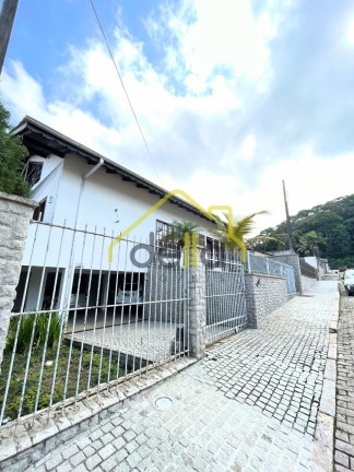 Imagem Casa com 5 Quartos à Venda, 580 m² em Boa Vista - Joinville Imagem Casa com 5 Quartos à Venda, 580 m² em Boa Vista - Joinville