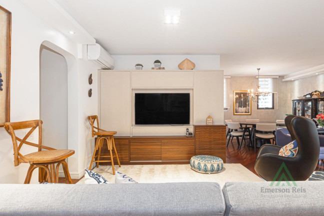Imagem Apartamento com 3 Quartos à Venda, 184 m² em Aclimação - São Paulo Imagem Apartamento com 3 Quartos à Venda, 184 m² em Aclimação - São Paulo