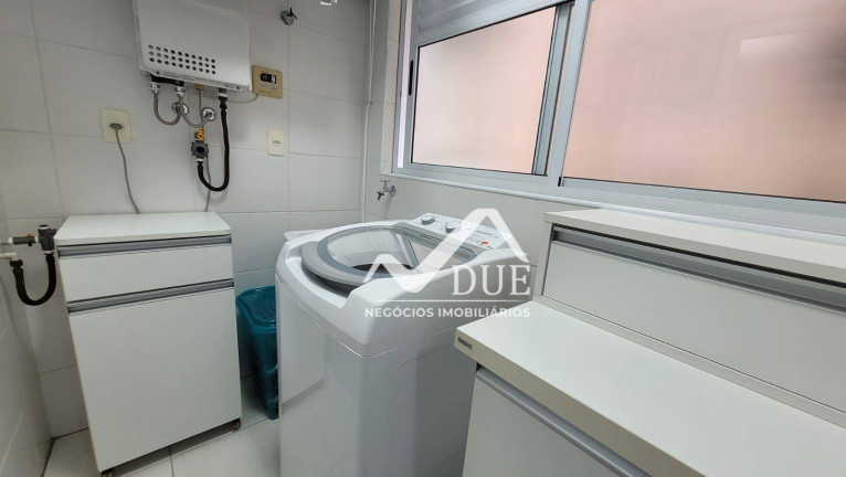 Imagem Apartamento com 2 Quartos à Venda, 75 m² em Gonzaga - Santos