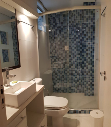 Imagem Imóvel com 2 Quartos à Venda, em Santana - Porto Alegre Imagem Imóvel com 2 Quartos à Venda, em Santana - Porto Alegre