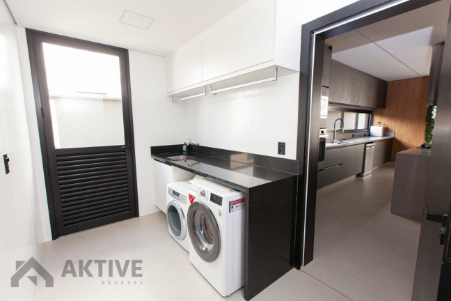 Imagem Casa de Condomínio com 4 Quartos à Venda, 400 m² em Alphaville - Santana De Parnaíba Imagem Casa de Condomínio com 4 Quartos à Venda, 400 m² em Alphaville - Santana De Parnaíba