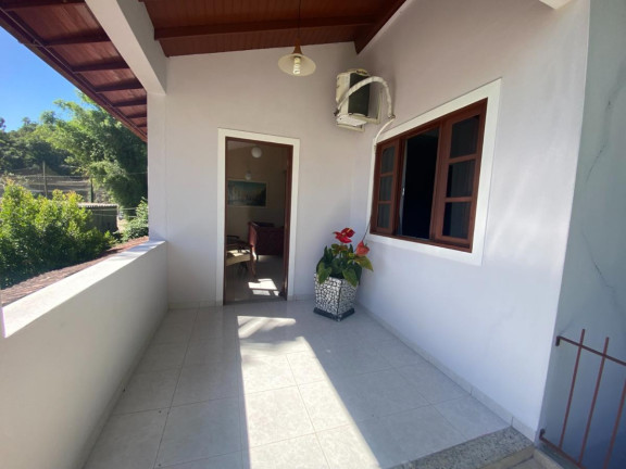 Imagem Casa com 3 Quartos à Venda, 200 m² em Aririu - Palhoça