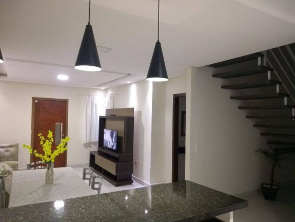 Imagem Casa com 4 Quartos à Venda, 215 m² em São João Do Rio Vermelho - Florianópolis Imagem Casa com 4 Quartos à Venda, 215 m² em São João Do Rio Vermelho - Florianópolis