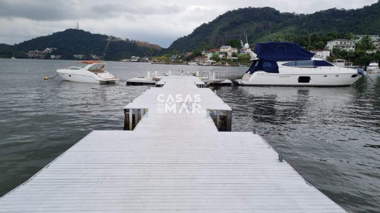 Imagem Casa com 5 Quartos à Venda, 200 m² em Praia Da Ribeira (cunhambebe) - Angra Dos Reis Imagem Casa com 5 Quartos à Venda, 200 m² em Praia Da Ribeira (cunhambebe) - Angra Dos Reis