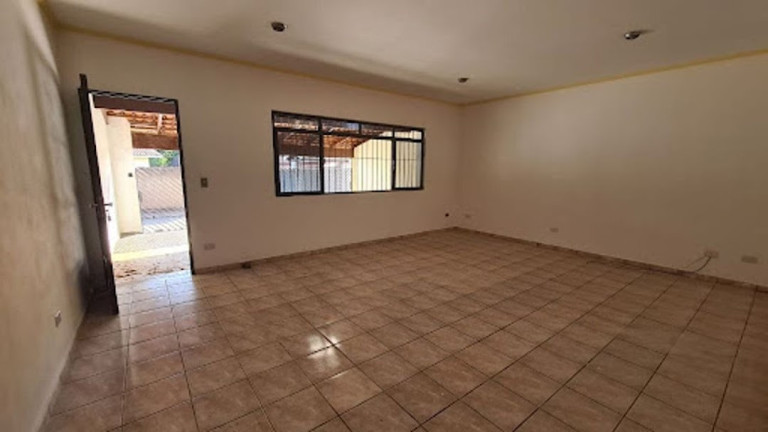 Imagem Casa com 3 Quartos à Venda, 226 m² em Ressaca - Atibaia Imagem Casa com 3 Quartos à Venda, 226 m² em Ressaca - Atibaia