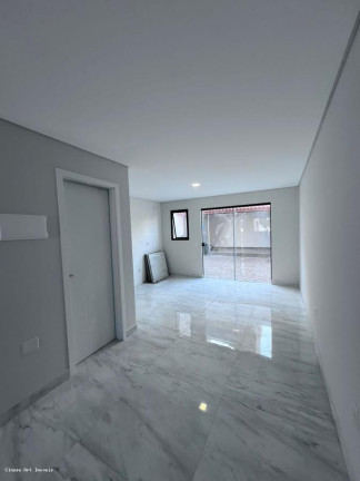 Imagem Casa com 2 Quartos à Venda, 98 m² em Rio Vermelho - Florianópolis