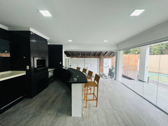 Imagem Casa com 4 Quartos para Alugar, 750 m² em Praia Dos Amores - Balneário Camboriú