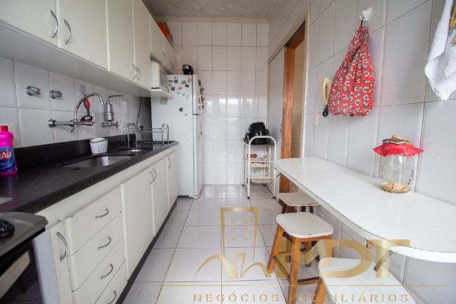 Imagem Casa com 4 Quartos à Venda, 250 m² em Planalto - Belo Horizonte Imagem Casa com 4 Quartos à Venda, 250 m² em Planalto - Belo Horizonte