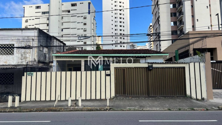 Imagem Casa com 3 Quartos à Venda, 452 m² em Parnamirim - Recife Imagem Casa com 3 Quartos à Venda, 452 m² em Parnamirim - Recife