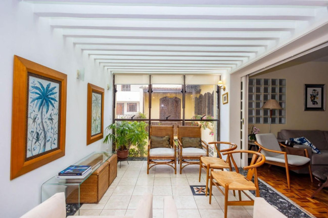 Imagem Casa com 4 Quartos à Venda, 381 m² em Jardim Social - Curitiba Imagem Casa com 4 Quartos à Venda, 381 m² em Jardim Social - Curitiba