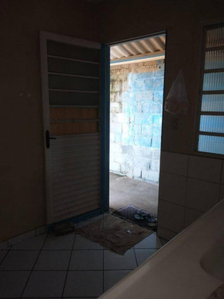 Imagem Casa com 2 Quartos à Venda, 73 m² em Residencial Liberdade (moreira César) - Pindamonhangaba