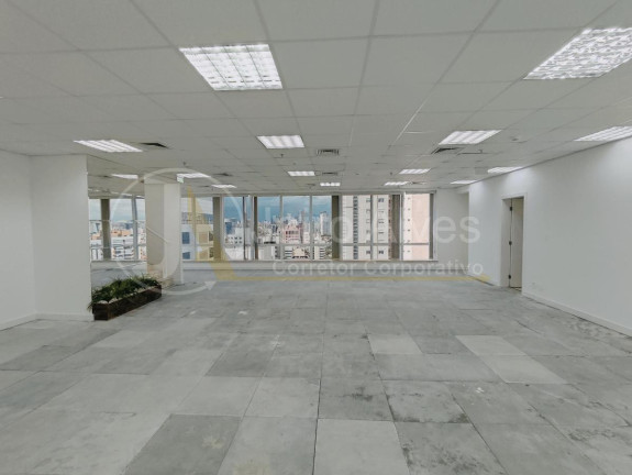 Imagem Imóvel Comercial para Alugar, 310 m² em Cidade Monções - São Paulo