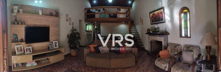 Imagem Casa com 4 Quartos à Venda, 219 m² em Albuquerque - Teresópolis Imagem Casa com 4 Quartos à Venda, 219 m² em Albuquerque - Teresópolis