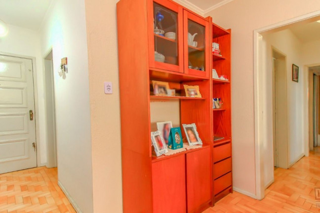 Imagem Imóvel com 3 Quartos à Venda, 77 m² em Menino Deus - Porto Alegre Imagem Imóvel com 3 Quartos à Venda, 77 m² em Menino Deus - Porto Alegre