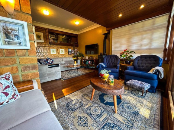 Imagem Casa com 3 Quartos à Venda, 189 m² em Planalto - Gramado Imagem Casa com 3 Quartos à Venda, 189 m² em Planalto - Gramado