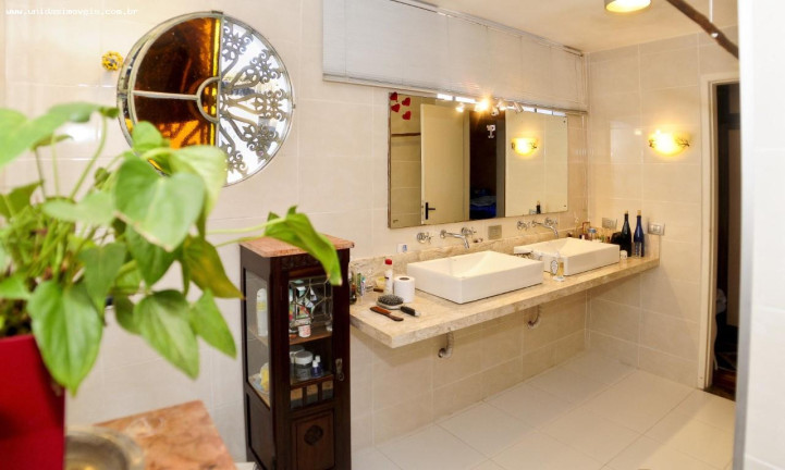 Imagem Casa com 4 Quartos à Venda, 140 m² em Vila São Francisco (zona Sul) - São Paulo