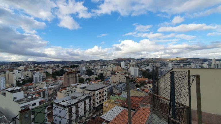 Imagem Cobertura com 4 Quartos à Venda, 201 m² em Santa Helena - Juiz De Fora