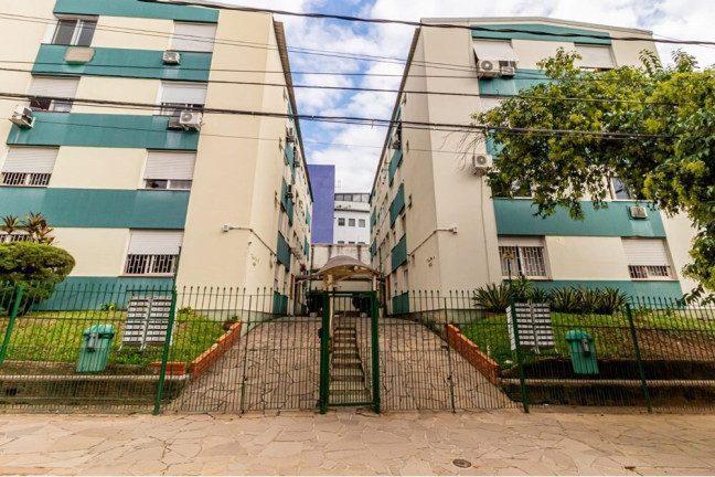 Imagem Imóvel com 1 Quarto à Venda, 42 m² em Jardim Do Salso - Porto Alegre Imagem Imóvel com 1 Quarto à Venda, 42 m² em Jardim Do Salso - Porto Alegre