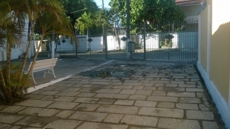 Imagem Casa com 4 Quartos à Venda, 197 m² em Ponta Negra - Natal