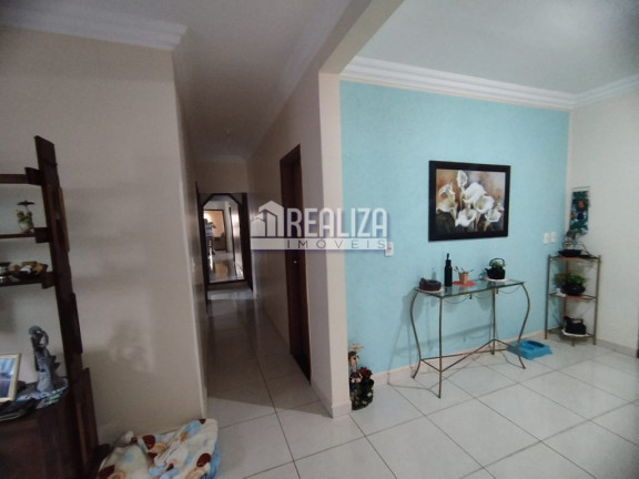 Imagem Casa com 3 Quartos à Venda, 300 m² em Boa Vista - Uberaba Imagem Casa com 3 Quartos à Venda, 300 m² em Boa Vista - Uberaba
