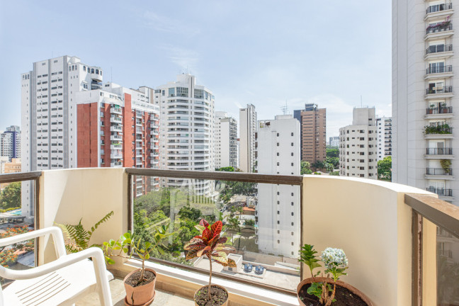 Imagem Apartamento com 4 Quartos à Venda, 185 m² em Moema - São Paulo