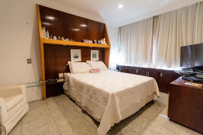 Imagem Apartamento com 4 Quartos à Venda, 247 m² em Meireles - Fortaleza Imagem Apartamento com 4 Quartos à Venda, 247 m² em Meireles - Fortaleza