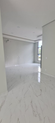 Imagem Casa com 3 Quartos à Venda, 170 m² em Ponta Negra - Manaus Imagem Casa com 3 Quartos à Venda, 170 m² em Ponta Negra - Manaus